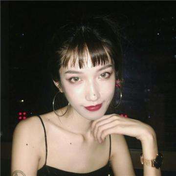 ：来吧，四个字评价一下《歌手2025》